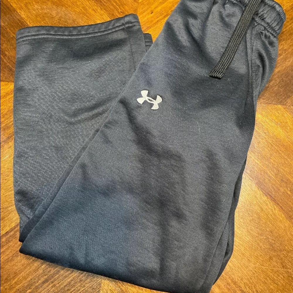 Under armour boys sweatpants size small